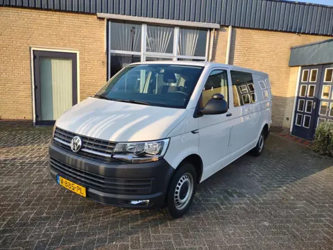 Volkswagen Transporter 2.0 TDI L2H1 DC Trendline