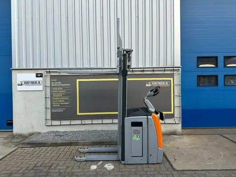 VS-22444 Elektrische triplex stapelaar Still 5.016mm