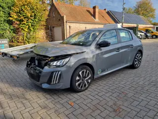 Peugeot 208 Hybrid e-DCS6 Allure (bj 2025, automaat)