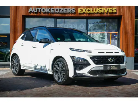Hyundai Kona 1.6 T-GDI N-Line Camera Stoelvent. Stuurverw DAB+ Navigatie Keyless 200pk! N Line