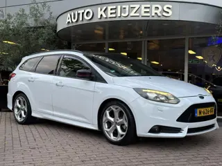 Ford Focus Wagon 2.0 EcoBoost ST-2 Recaro Stoelverw. Cruise Clima Keyless 18''LM 250 PK!