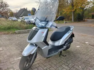 Kymco Scooter 300i People S