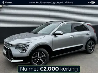Kia Niro 1.6 GDi Hybrid DynamicPlusLine €2700 Voordeel! ACTIEPRIJS! Nieuw uit voorraad leverbaar. Me