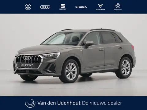 Audi Q3 35 TFSI 150pk Edition S line Navigatie dig display privacy glass 17