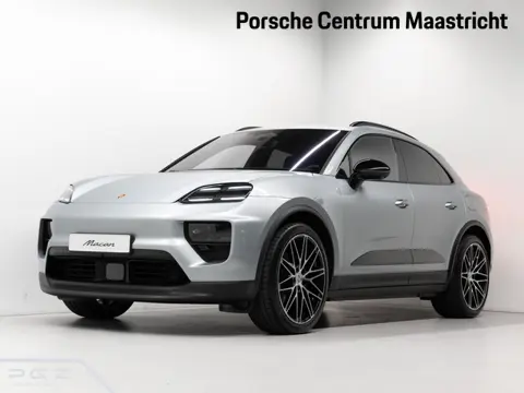 Porsche Macan 4