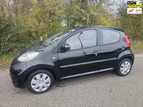Peugeot 107 1.0-12V Sublime
