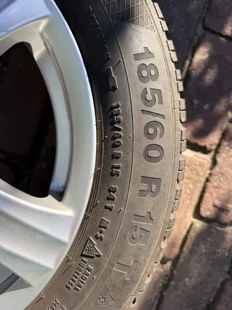 Winterband met lichtmetalen velg voor Audi A1