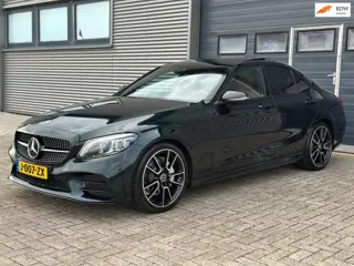 Mercedes-Benz C-klasse 200 Premium Plus - AMG - PANO - TREKHAAK - ZEER NETTE STAAT.