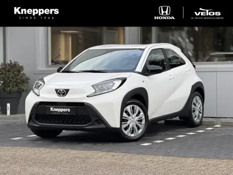 Toyota Aygo X 1.0 VVT-i Play Apple/Android, Cruise control, Voorstoelen verwarmd
