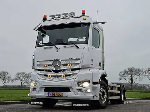 MERCEDES-BENZ ACTROS 2133 mp5 pto 9t fa wb 400