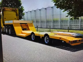 Van Hool oplegger (bj 1989)