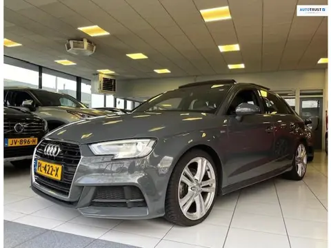 Audi A3 Sportback 1.4 TFSI CoD Sport S Line Edition/Panoramadak/Apple Carplay/Automaat/Navi/Cruise/A