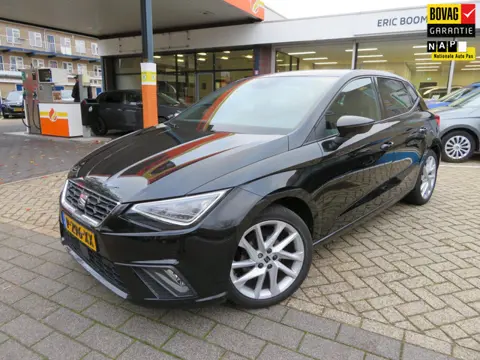Seat Ibiza 1.0 TSI FR BUS. INT. BJ 22, LEER/ ALCANTARA /ZWARTE HEMEL, NL AUTO met NAP