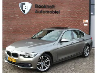 BMW 3-serie 330e Sport Line (€ 14,4K ex BTW/BPM), Schuifdak (BTW-auto, 1e eigenaar)