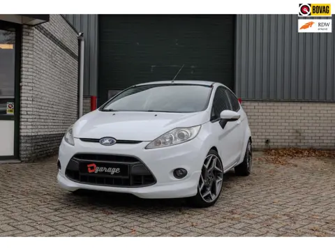 Ford Fiesta 1.6 Ghia, airco, mooie sportieve auto!