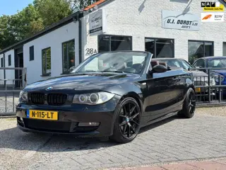 BMW 1-serie Cabrio 125i zeer mooie auto !