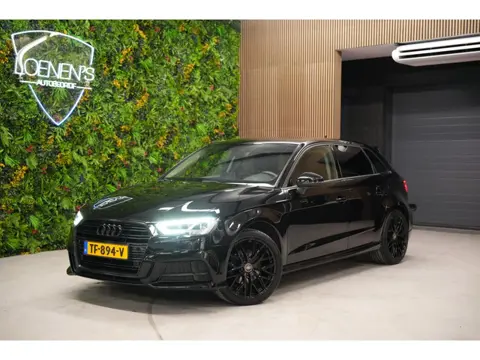 Audi A3 Sportback 1.5 TFSI S-Line / Keyless / LED / Cruise / PDC