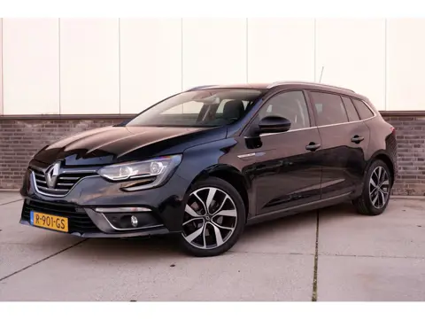 Renault Mégane Estate 1.3 TCe Bose 163pk | Trekhaak | Camera | Carplay | Navi | Climate