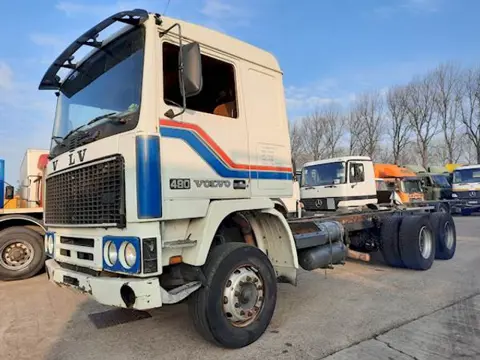 Volvo F 12 6*4 STEEL SUSPENSION (bj 1985)