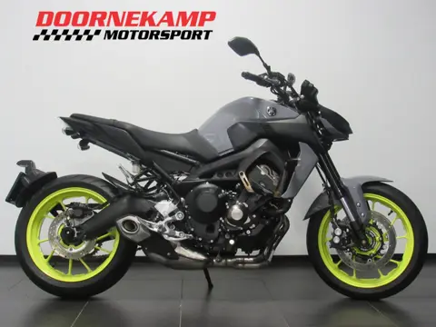 Yamaha MT-09 ABS (bj 2017)