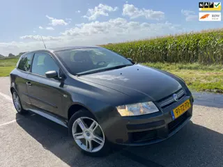 Fiat Stilo 1.6-16V Racing / 126.000km (motorschade)