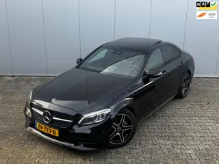 Mercedes-Benz C-klasse C180 AMG FACELIFT PANORAMADAK VIRTUAL ORIGINEEL NEDERLANDS DEALER NAP