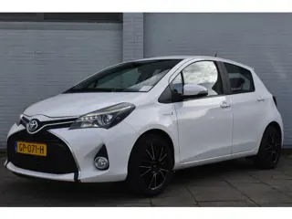 Toyota Yaris 1.5 Hybrid Dynamic Automaat 100Pk | Parkeersensoren achter | Keyless entree/drive | Cru
