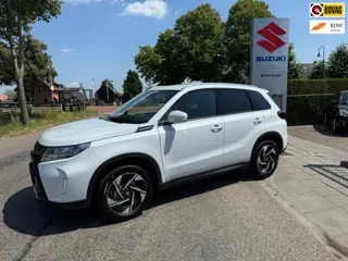 Suzuki Vitara 1.4 Boosterjet Style Smart Hybrid BJ 2025 // 1500 kilo trekgewicht // Nieuwstaat // Sn