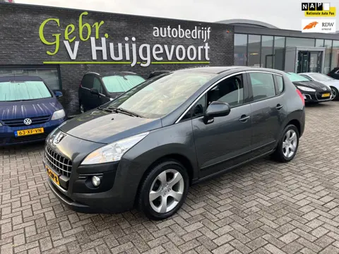 Peugeot 3008 1.6 VTi Première
