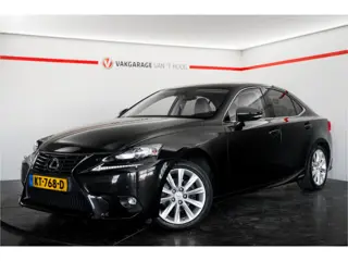 Lexus IS 300h Business Line Pro (bj 2016, automaat)
