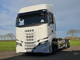 IVECO S-WAY AS260S46 6x2*4 lng gas