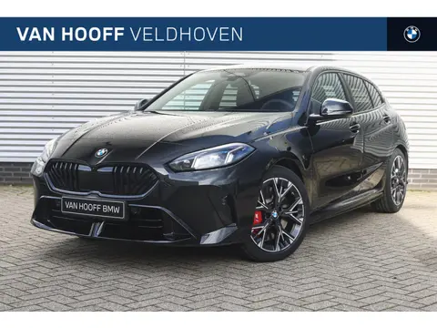 BMW 1 Serie 120 M Sport Automaat / Sportstoelen / Achteruitrijcamera / M Adaptief onderstel / Adapti
