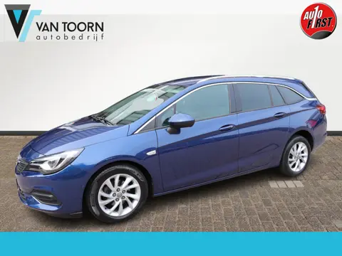 Opel Astra Sports Tourer 1.4 Elegance automaat. 146pk, Navigatie, set winterwielen!