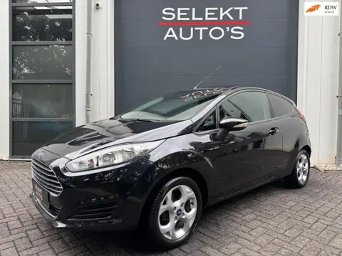 Ford Fiesta 1.25 Titanium 82 Pk Airco/Stoelverwarming/AUX/3-Deurs/Elekt Ramen/Elekt Spiegels/USB/15 