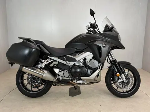 Honda VFR 800 XF CROSS RUNNER (bj 2015)