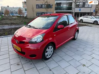 Toyota Aygo 1.0-12V Access | Airco | Centrale vergrendeling | LAGE KILOMETERSTAND!