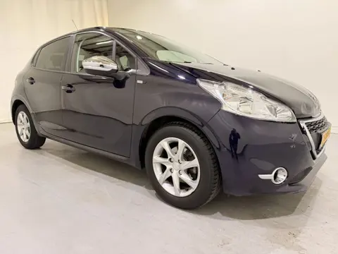Peugeot 208 HB 1.2 VTi Style Navi/Clima (bj 2014)