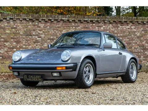 Porsche 911 3.2 "Jubiläumsmodell 25 Jahre 911" "25 Jahre 911" - "Jubiläumsmodell 250.000": A highlig