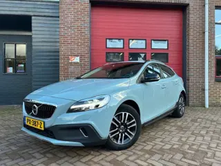Volvo V40 Cross Country 1.5 T3 Nordic+ (bj 2017, automaat)