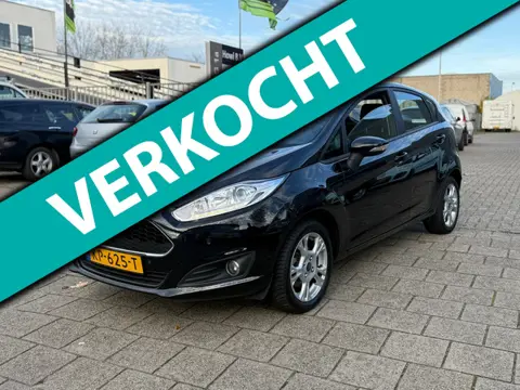 Ford Fiesta 1.0 Style Ultimate | Lage kilometer | parkpilot