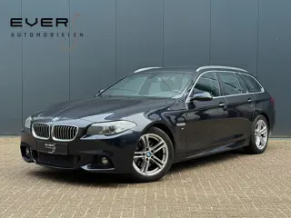 BMW 5-serie Touring 520i High Executive, M-Sportpakket, Navigatie, Sport/Seats, PDC, Led, 18'LMV Per