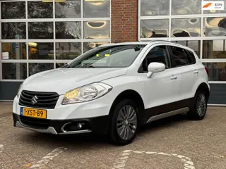 Suzuki SX4 S-Cross 1.6 Exclusive, Navi, PDC, Panodak, cruise, 17 inch LM