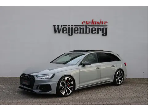 Audi RS4 2.9 TFSI Quattro Matrix Pano Massage Carbon