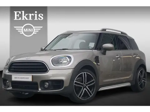 MINI Countryman One Business Edition | Cruise Control | Parkeersensoren Achter | Connected Navigatio