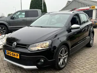 Volkswagen Polo Cross 1.2 TSI 2012 5-Deurs Zwart Sportvelgen Crosspolo