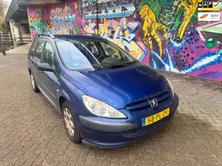 Peugeot 307 Break 1.6-16V XR airco elektrische ramen alle boeken aanwezig rijd heerlijk goed dealer 