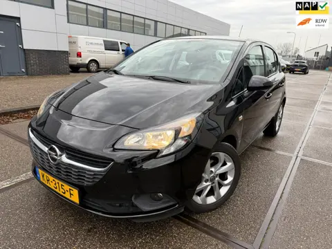Opel Corsa 1.4 Edition / APK / AIRCO / NAP / BOEKJES / 2 SLEUTELS / 5DRS / ZEER NETTE AUTO!!!
