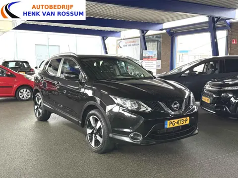 Nissan Qashqai 1.2 N-Connecta Trekhaak | Achteruitrijcamera | Clima | Panoramadak | NAP.
