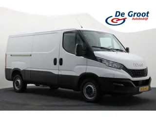Iveco Daily 35S12V 2.3 L2H1 3-Zits, Trekhaak 3500KG, Apple CarPlay, Airco, Elektr. Pakket