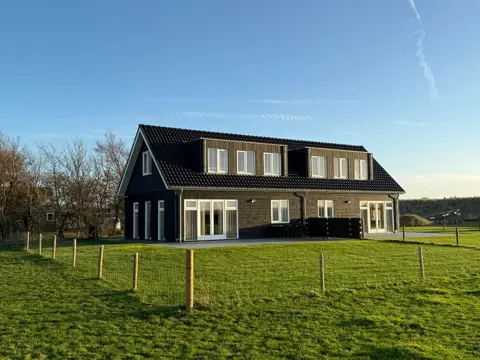 Uniek gelegen vakantiehuis met gezellige inrichting